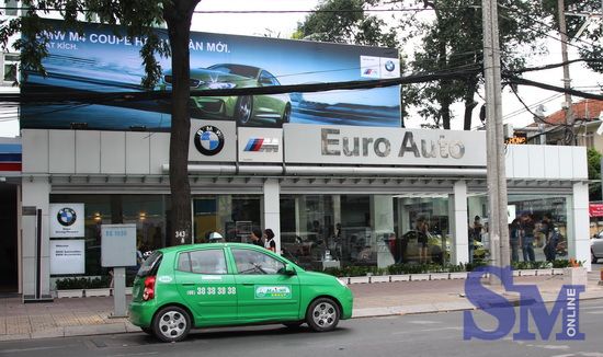 BMW khai trương showroom xe độ đầu tiên tại Việt Nam